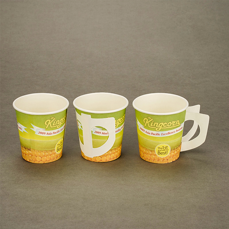 Paper cups with handle